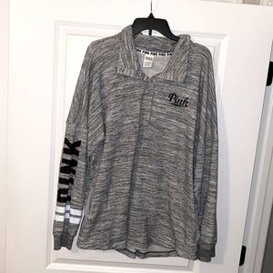 VS Oversized quarter button down sweatshirt